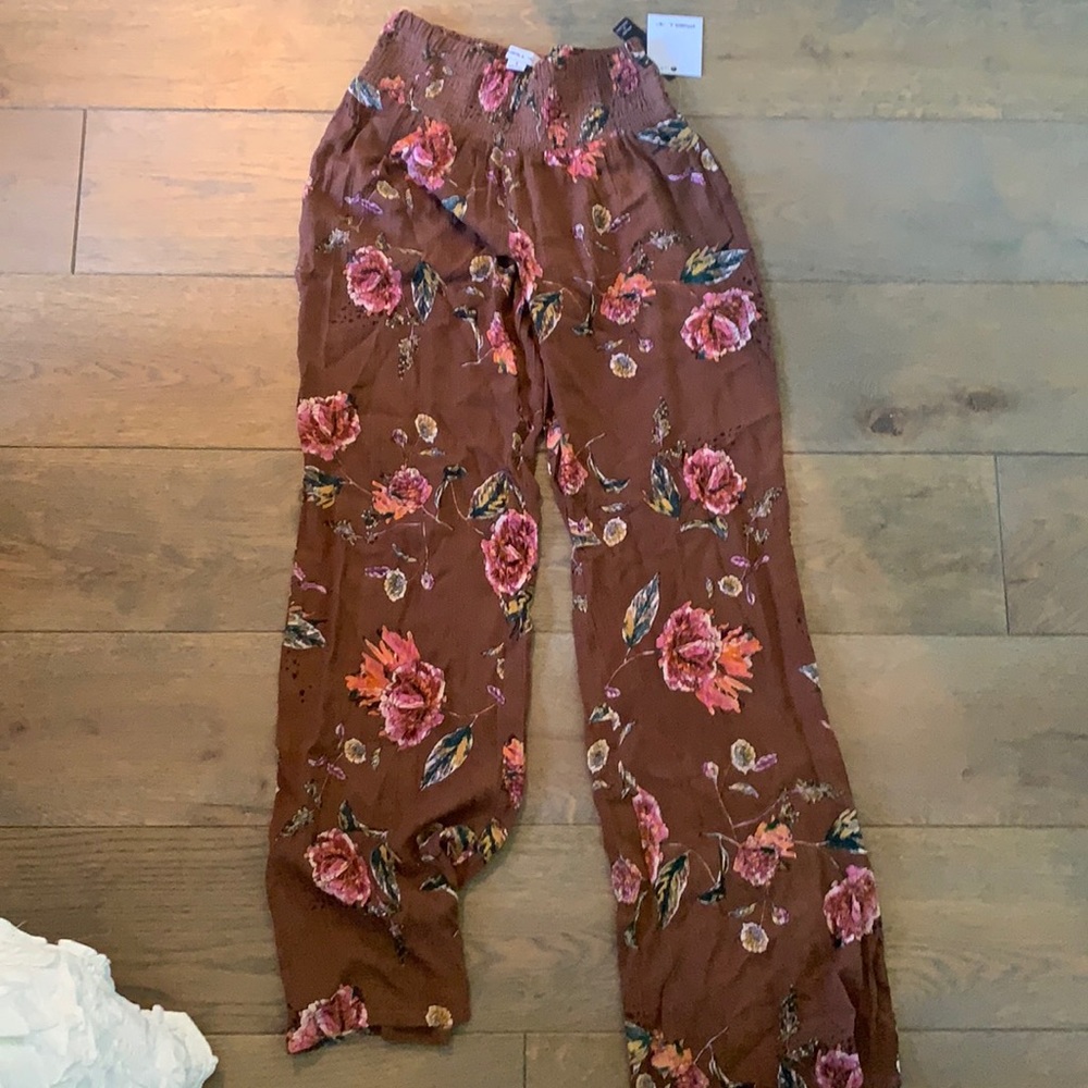 Brand new O’Neil beach pants